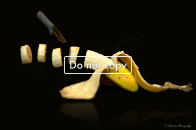 banana levitation with reflection #11-110